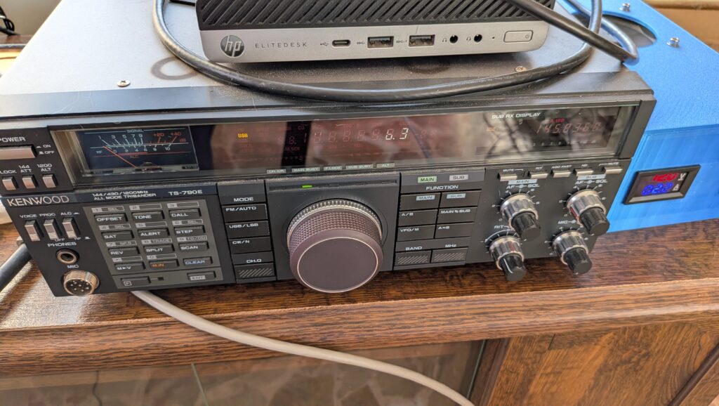  Kenwood TS-790 Suivi Satellite